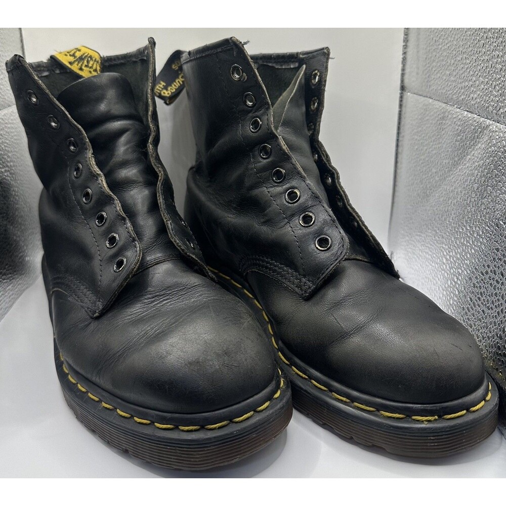 Dr Martens Boots 1460 Made in England Vintage 90s Mens US 9 Air cushion soles